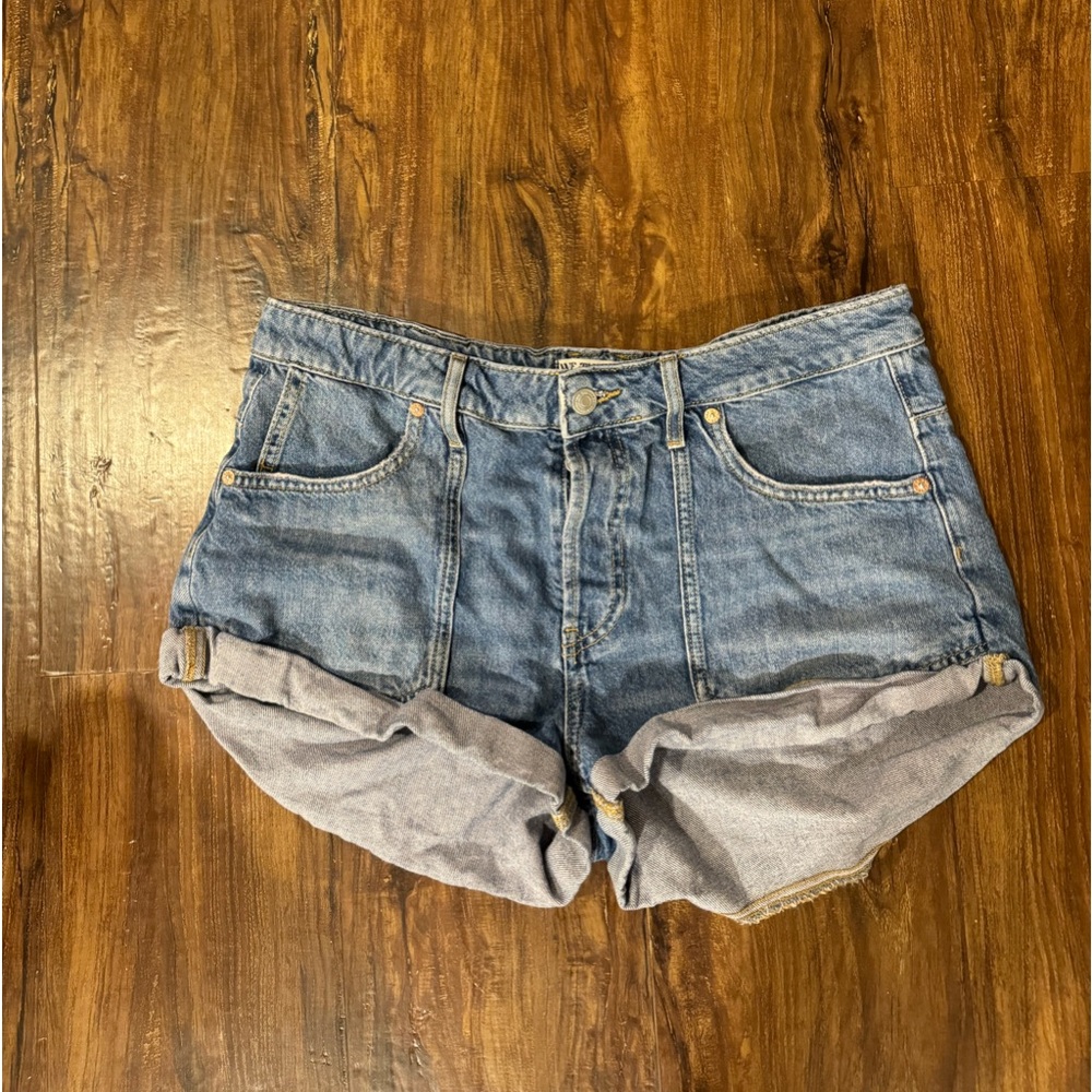 We The Free Button Fly Loose Denim Shorts Women’s Size 30
